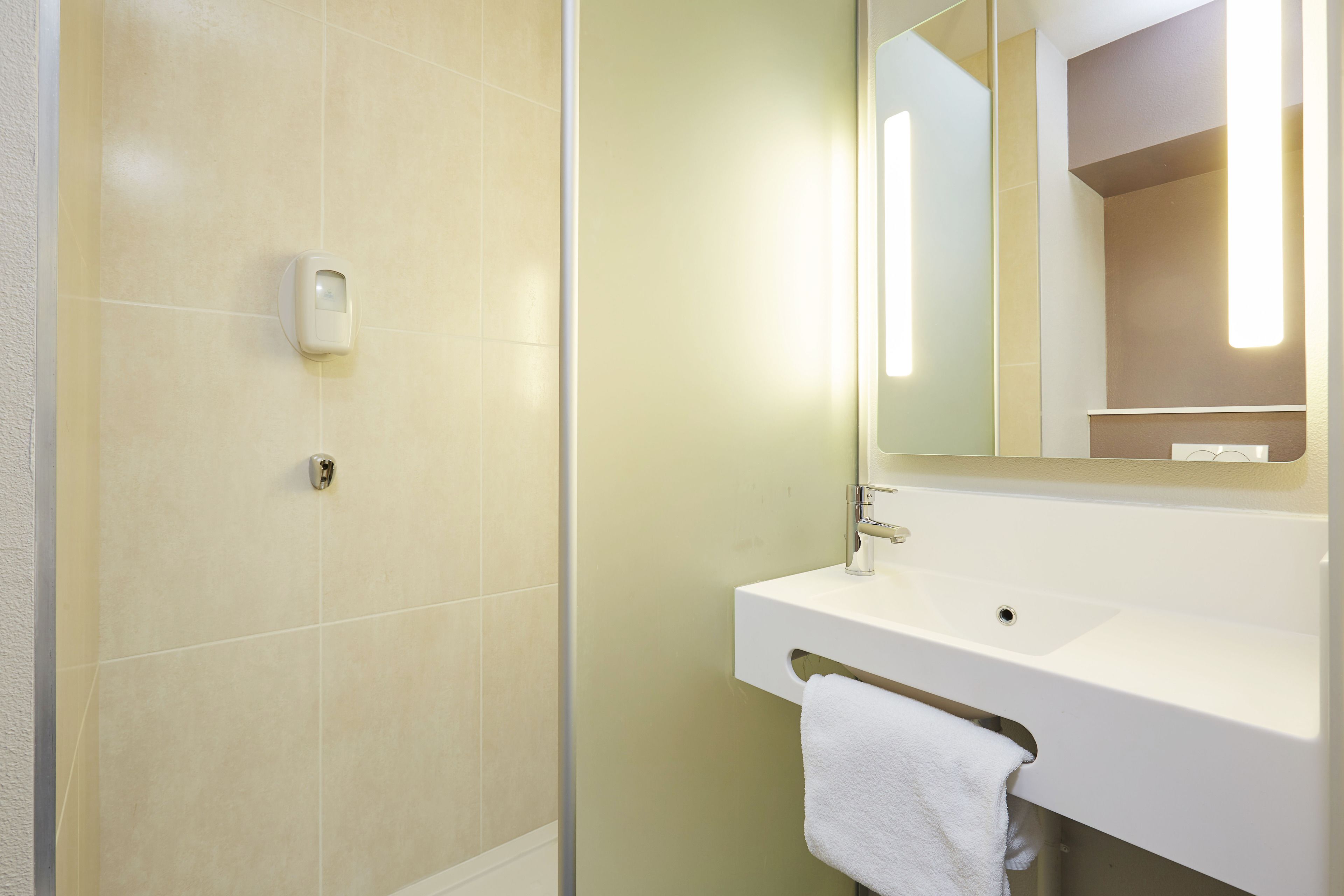 Foto - B&B HOTEL Lens Musée Du Louvre