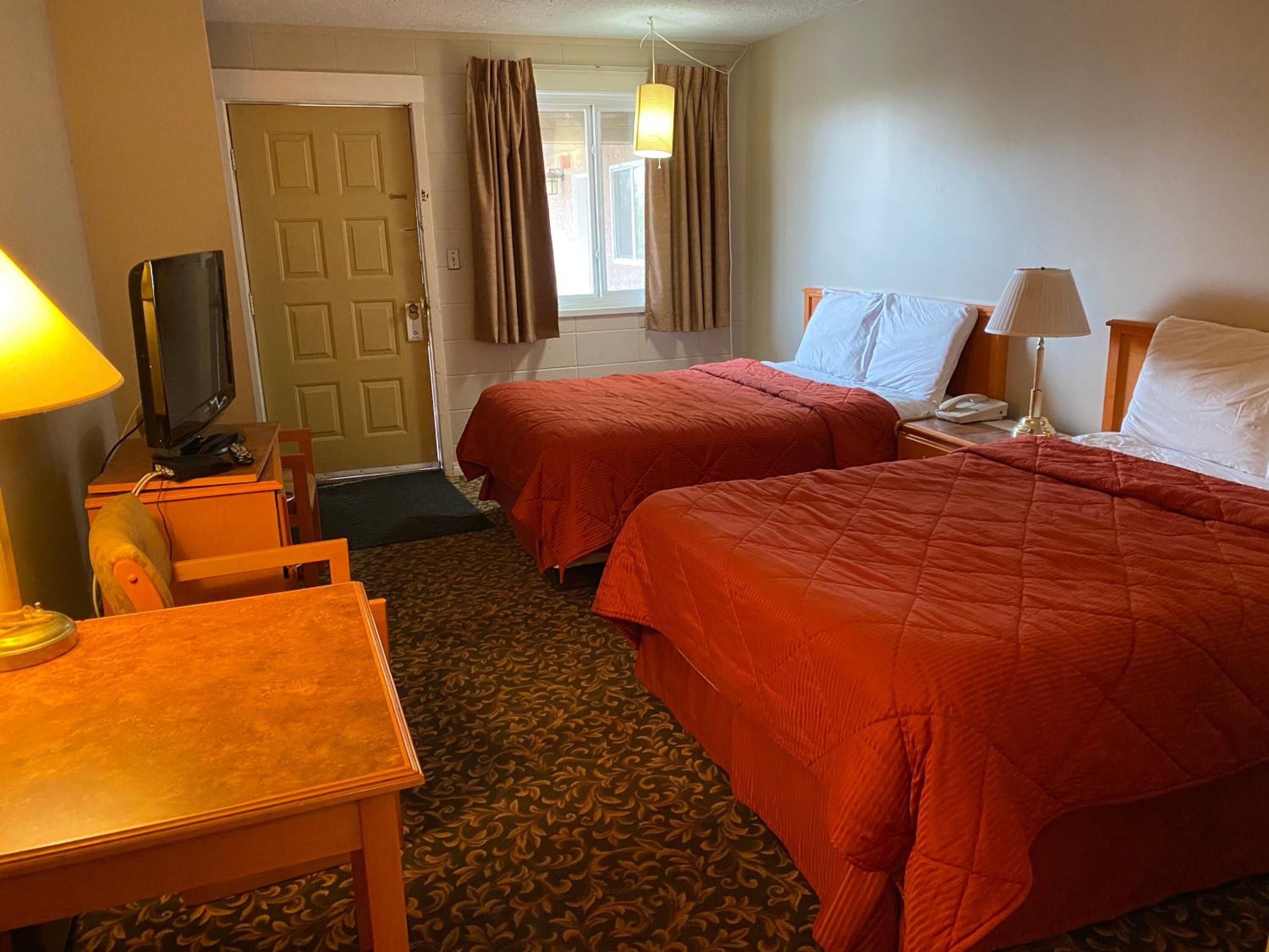 Iron/ironing board, rollaway beds, free WiFi, bed sheets