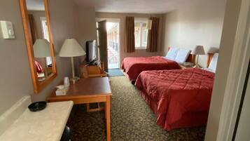 BĂŒgeleisen/BĂŒgelbrett, Zustellbetten, kostenloses WLAN, BettwĂ€sche