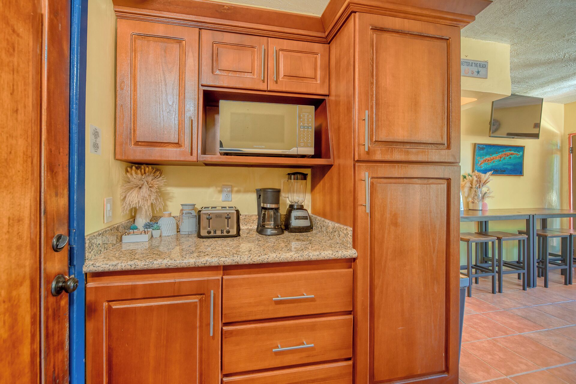 delfin tower three-bedroom villa | private kitchen | fridge