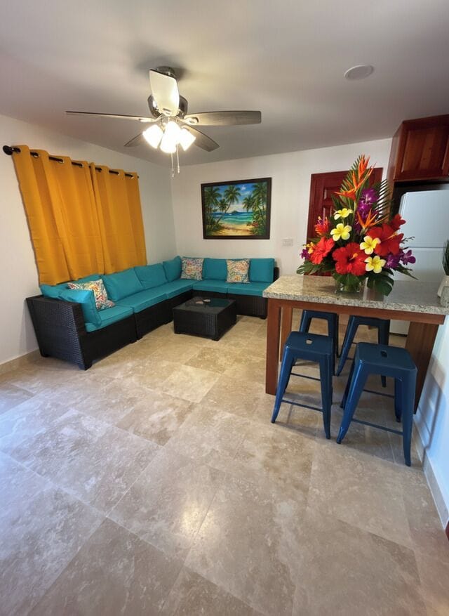 Comfort Condo, 2 Bedrooms | Living area