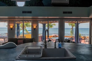 Casa grand, para não fumantes, vista para o oceano | Cozinha privada | Geladeira