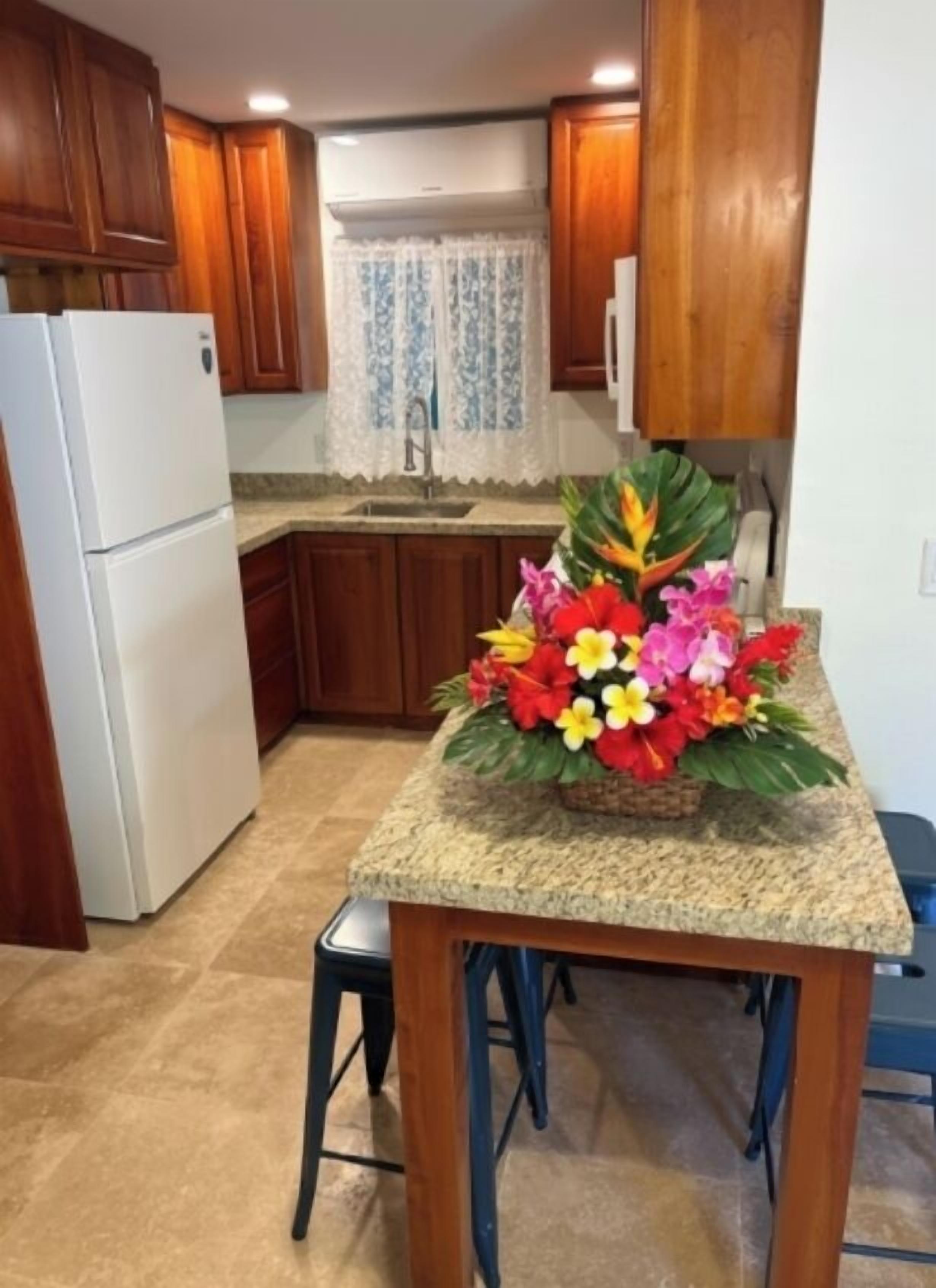 Condo Confort, 2 habitaciones | Área de sala de estar | Televisión de pantalla plana 