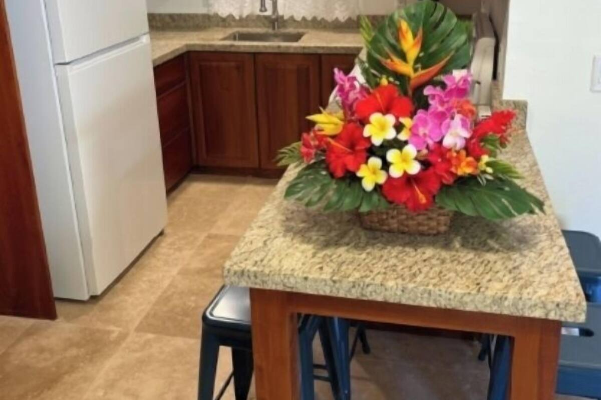 Condo Confort, 2 habitaciones | Ćrea de sala de estar | Televisión de pantalla plana