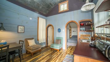 Cabin (Kaya)