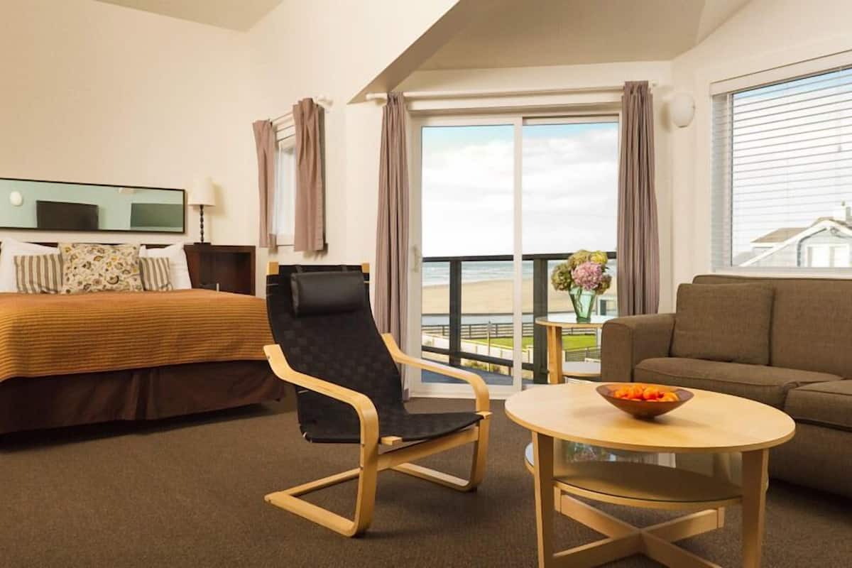 studio, balcony, ocean view | view from room