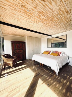Elite Studio | Individually decorated, individually furnished, desk, laptop workspace - Casa el Pangue Zapallar (Zapallar)