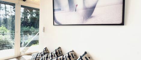 Elite Studio | Minibar, individually decorated, individually furnished, desk