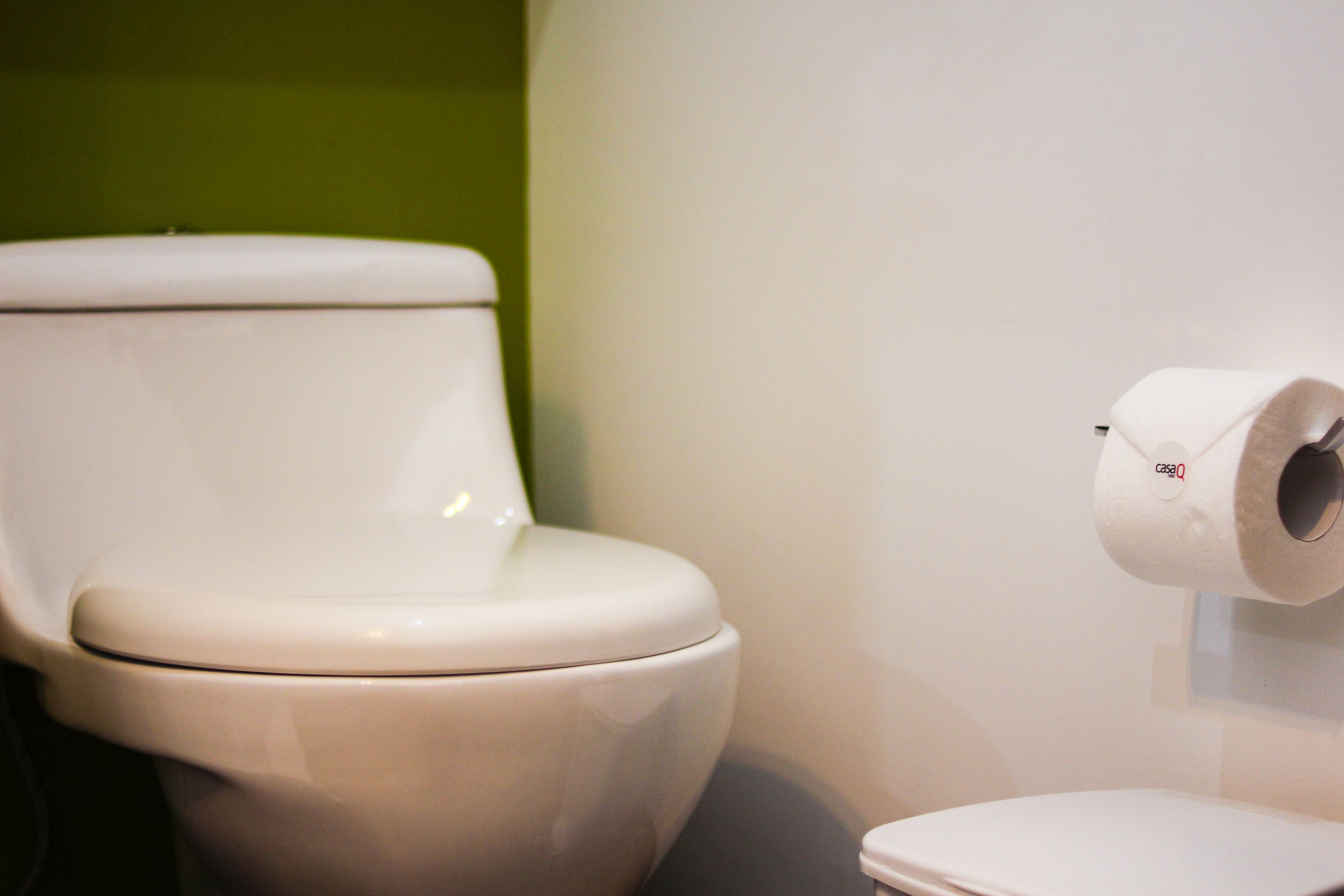 standard twin room, city view | bathroom | shower, free toiletries, hair dryer, towels