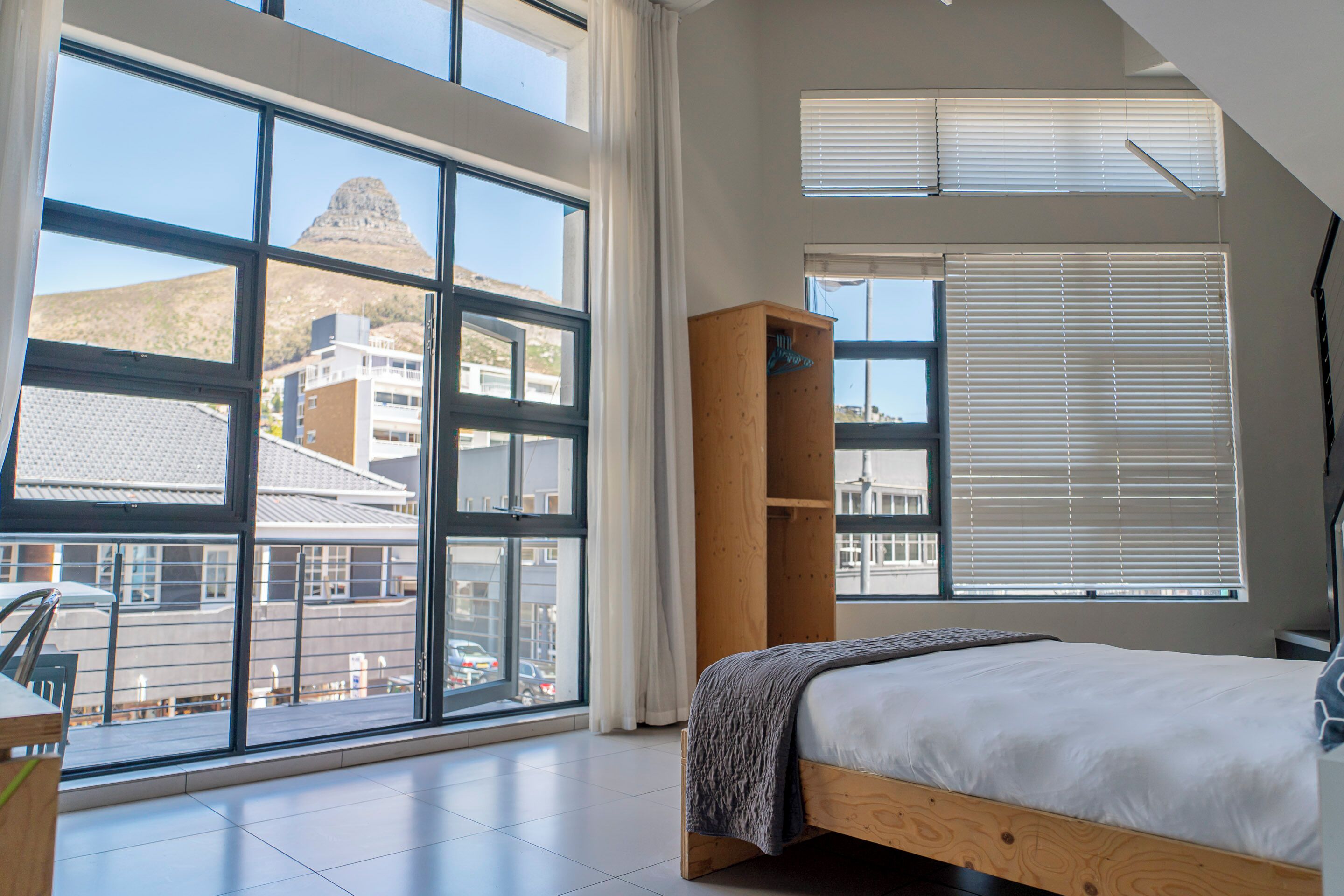 Studio with Mountain View | Premium bedding, in-room safe, free WiFi, bed sheets