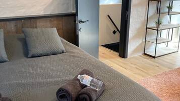 Superior Quadruple Room | Down duvets, individually decorated, soundproofing, free WiFi