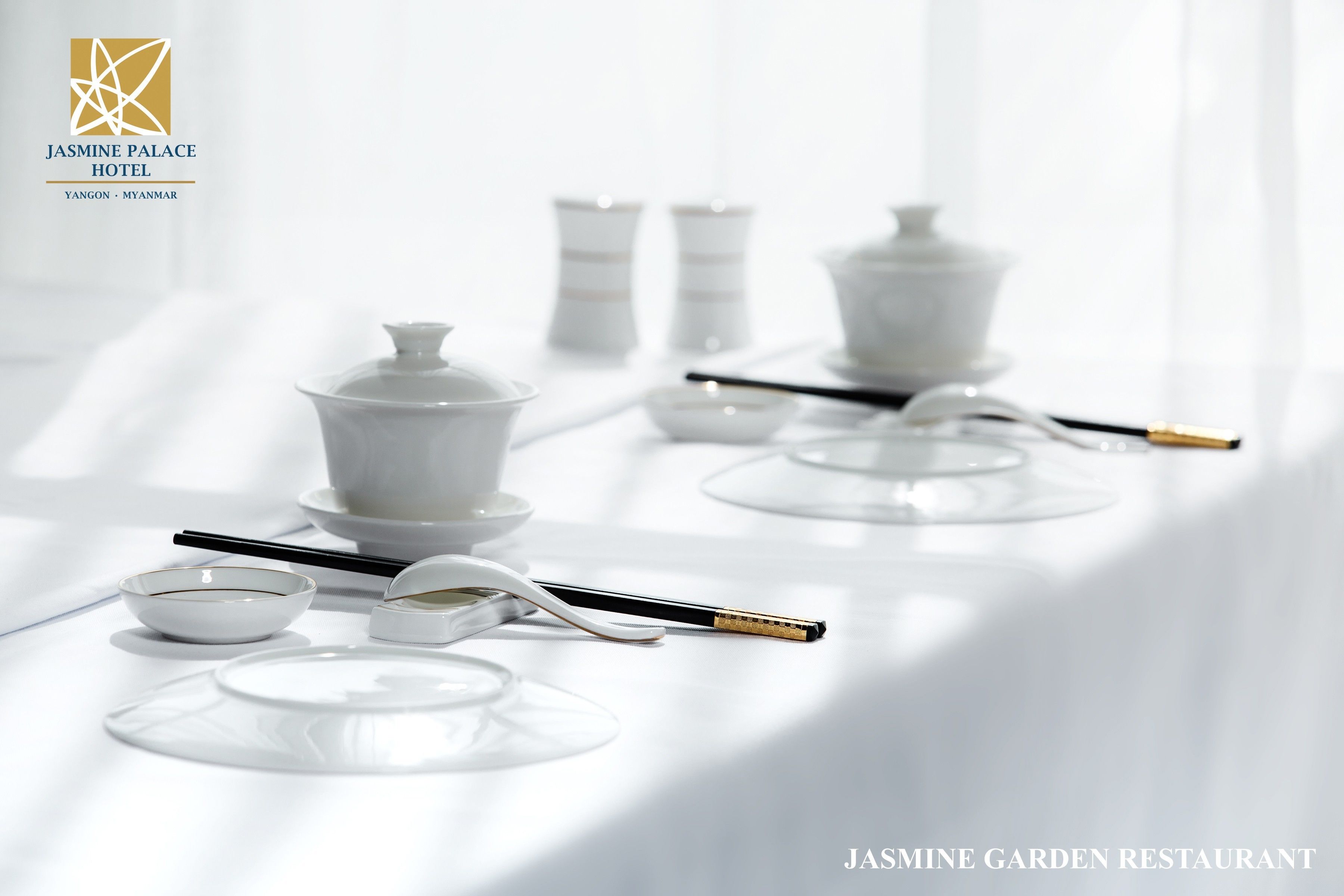 lunch and dinner served, chinese cuisine