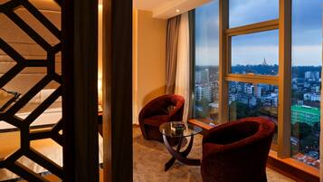 Articles gratuits dans le mini-bar, coffres-forts dans les chambres