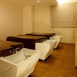 Tratamientos corporales, aromaterapia, masajes tailandeses
