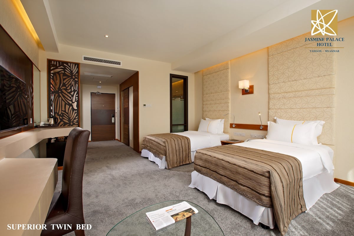 Superior Twin Room