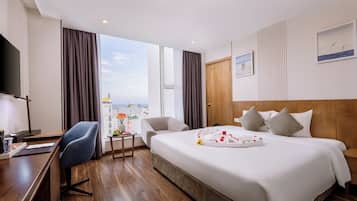 Deluxe Double Room - Sea View or City View | City view