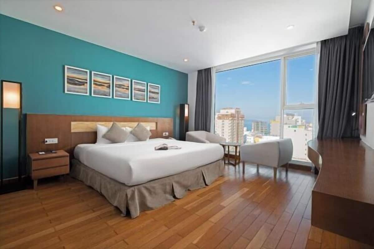 1 habitación, minibar, caja de seguridad en la habitación y escritorio