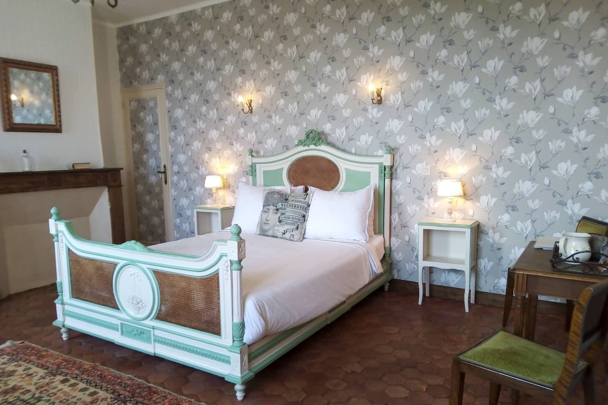 Triple Room, Private Bathroom, Hill View | Free WiFi, bed sheets