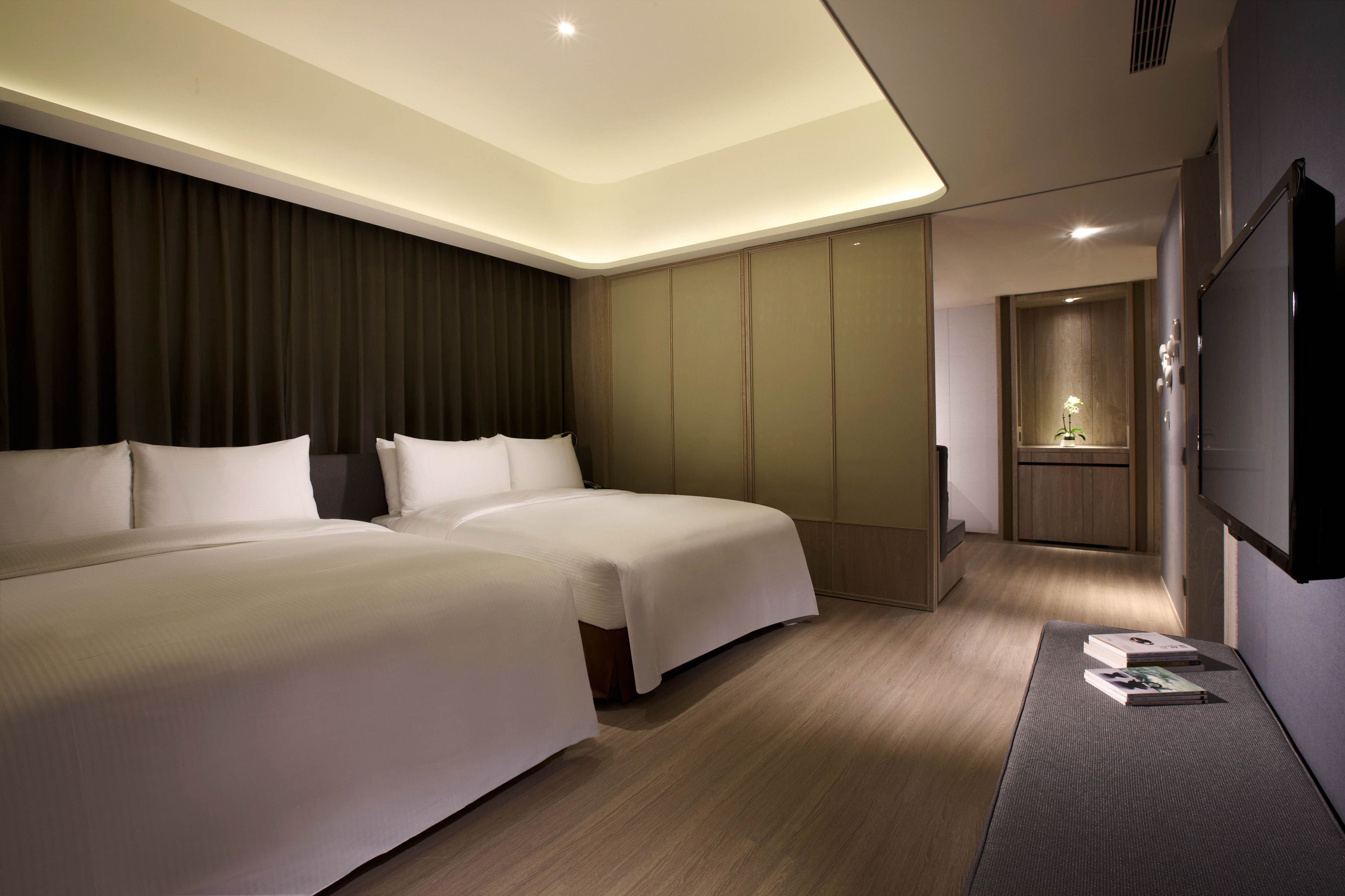 In-room safe, desk, soundproofing, free cribs/infant beds