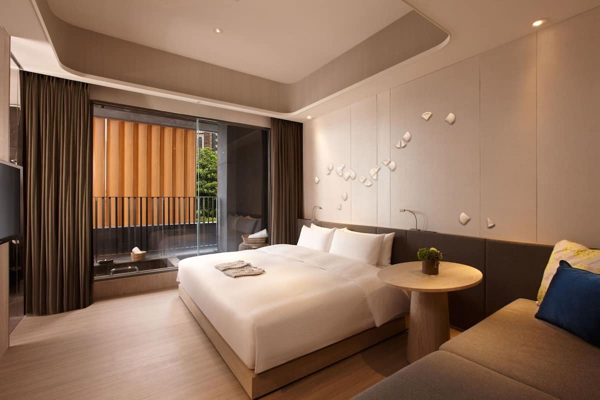 In-room safe, desk, soundproofing, free cribs/infant beds