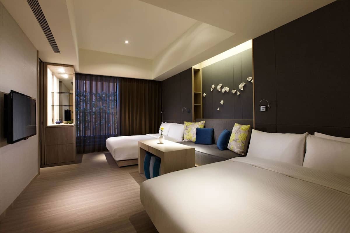 In-room safe, desk, soundproofing, free cribs/infant beds