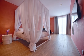 Comfort Room (Twin Beds x2 Available on Request) | In-room safe, desk, iron/ironing board, free WiFi - Quaint Boutique Hotel Xewkija (Xewkija)