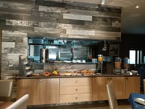 Breakfast area - Quaint Boutique Hotel Xewkija (Xewkija)