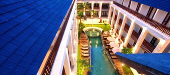 Grand La Walon Hotel