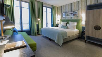 Club Room | Premium bedding, in-room safe, desk, blackout drapes