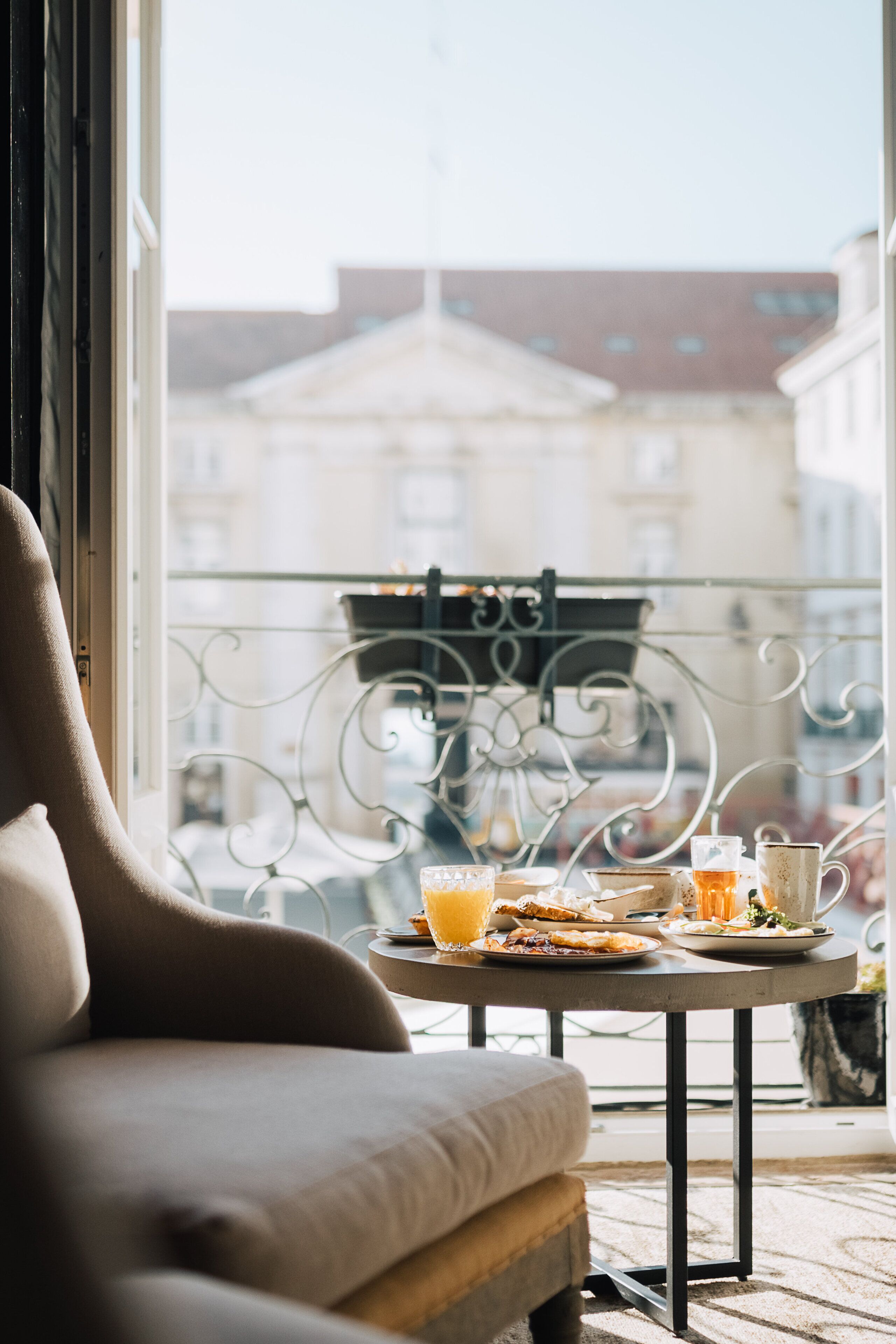 高級寢具、客房內保險箱、獨特裝潢、布置獨特