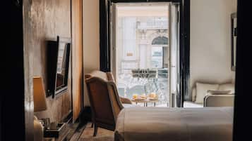 Deluxe-Suite (Square View) | Hochwertige Bettwaren, Zimmersafe, individuell dekoriert