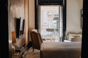 Suite Deluxe (Square View) | Literie de qualité supérieure, coffres-forts dans les chambres