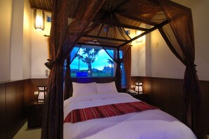 Romantic House, 1 Double Bed, Non Smoking, Jetted Tub