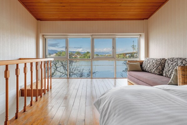 Cabaña superior | Cortinas blackout, wifi gratis y ropa de cama 