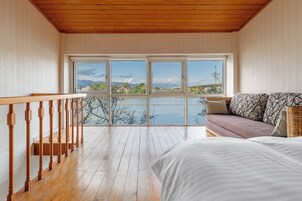 Superior Chalet | Blackout drapes, free WiFi, bed sheets