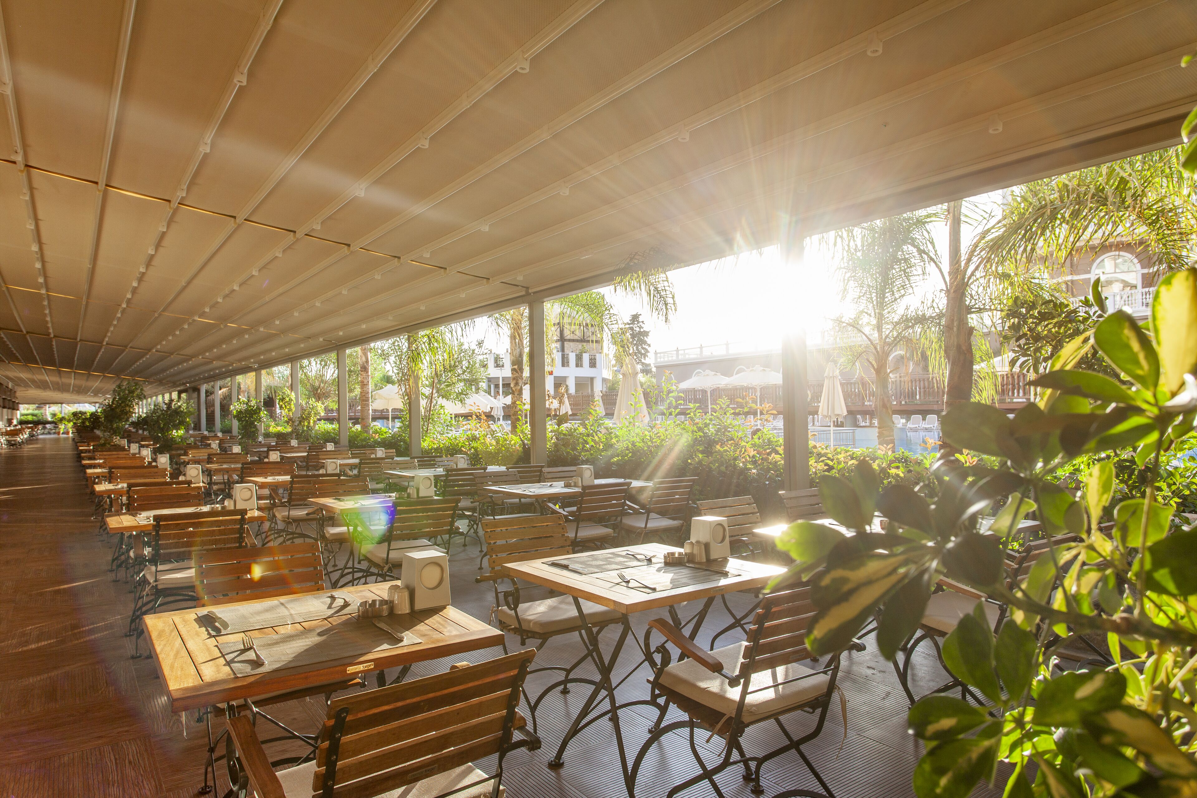 4 restaurants, dinner served, pan-asian cuisine