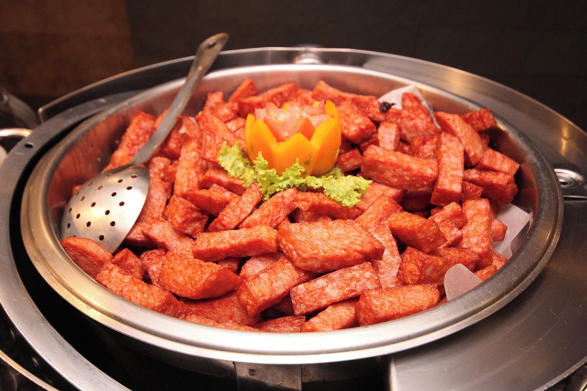 breakfast, lunch, dinner served; regional cuisine