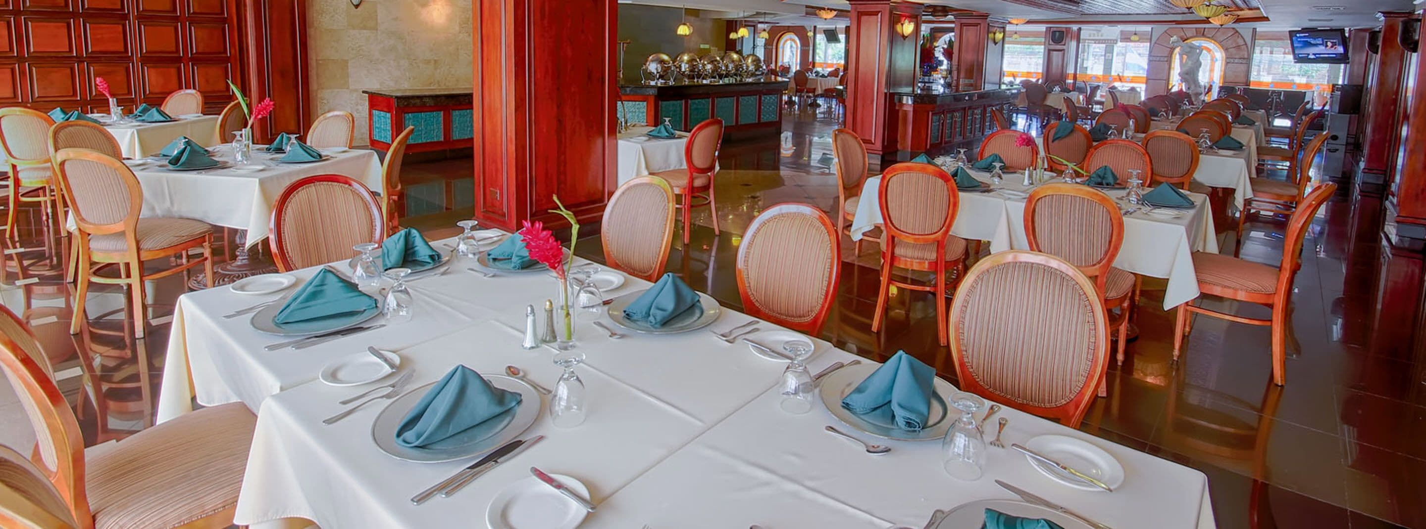 breakfast, lunch, dinner served; regional cuisine