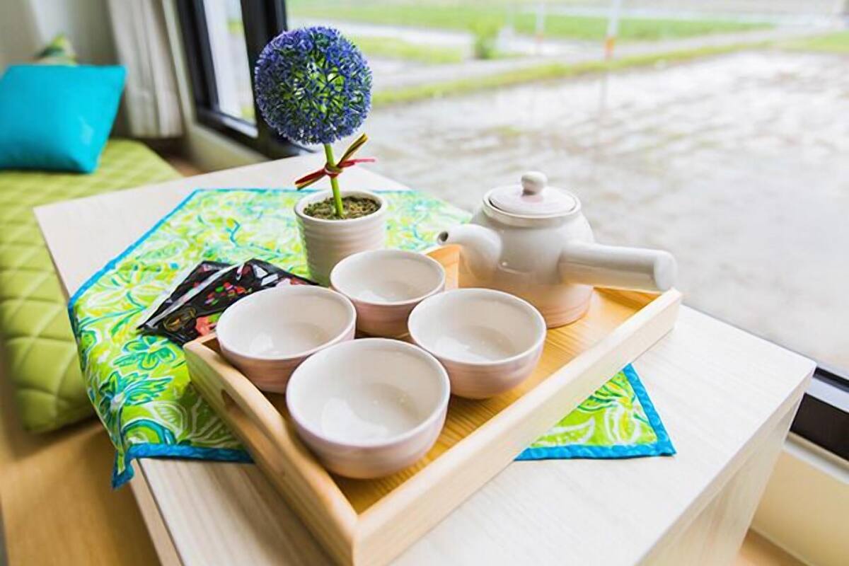 Habitación, vistas al patio (Bathtub) | Servicio de la habitación