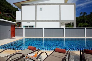 Outdoor pool - Kata Hill View Villas by Kata Sea View Villas (Karon)