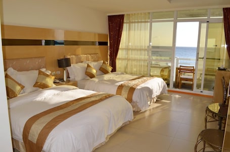 Quadruple Room, Sea View | Blackout drapes, free WiFi. Yake