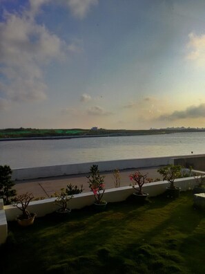 Property grounds - Rainbowsea B&B (Huxi)