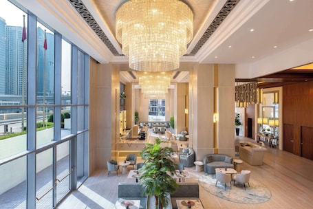 4 restaurants; breakfast, lunch, dinner and brunch served . Hilton Dubai Al Habtoor City