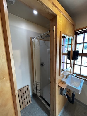 Towels - The Bunkhouse (Dawson City)