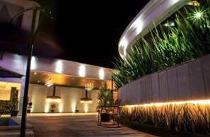 Exterior - Hotel V (Temascalcingo)