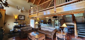 ロビー応接スペース