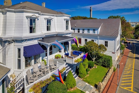 Fachada da propriedade