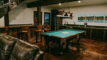 Luxury Chalet, 6 Bedrooms, Patio, Pool View (Heritage) | Living area | Fireplace