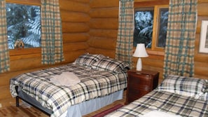 Ferienhütte, 4 Schlafzimmer | 4 Schlafzimmer, kostenlose Babybetten, kostenloses WLAN