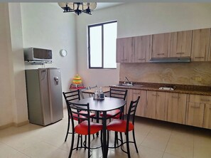 Suite – comfort, tekjøkken | Eget kjøkken | Kaffetrakter/tekoker